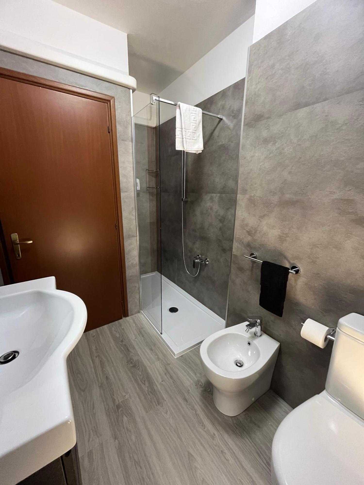 Biri'S House Apartment Реджо Емилия Екстериор снимка